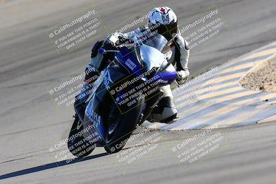 media/Jan-08-2022-SoCal Trackdays (Sat) [[1ec2777125]]/Turn 10 (2pm)/